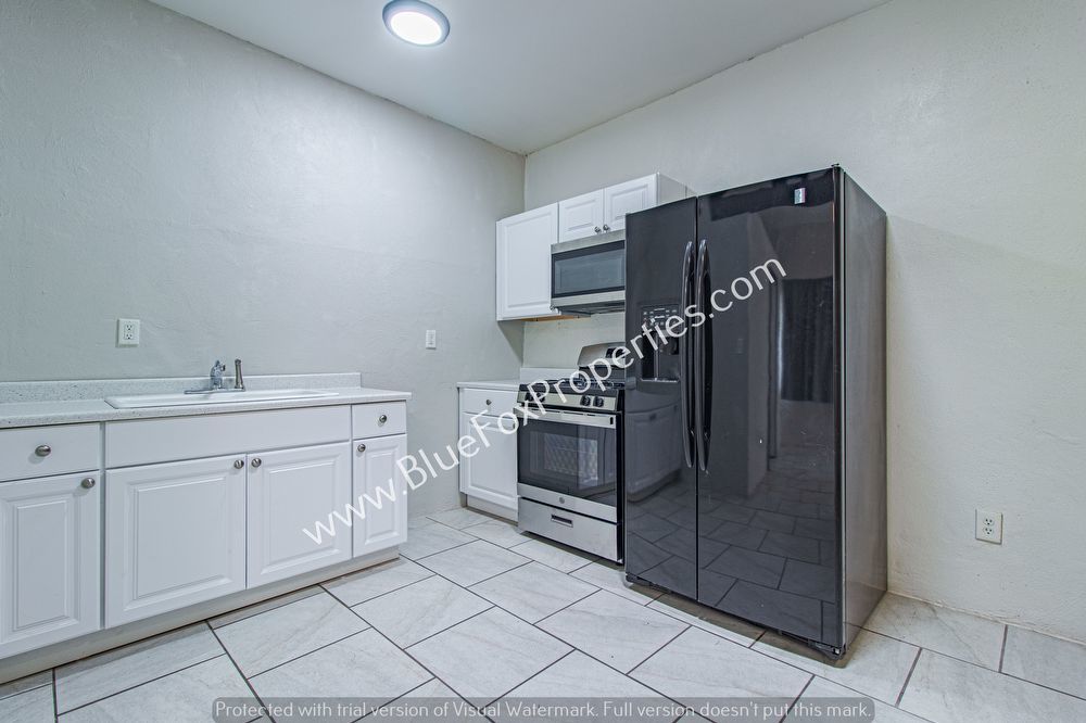 204 W Sahuaro St # 1 property image