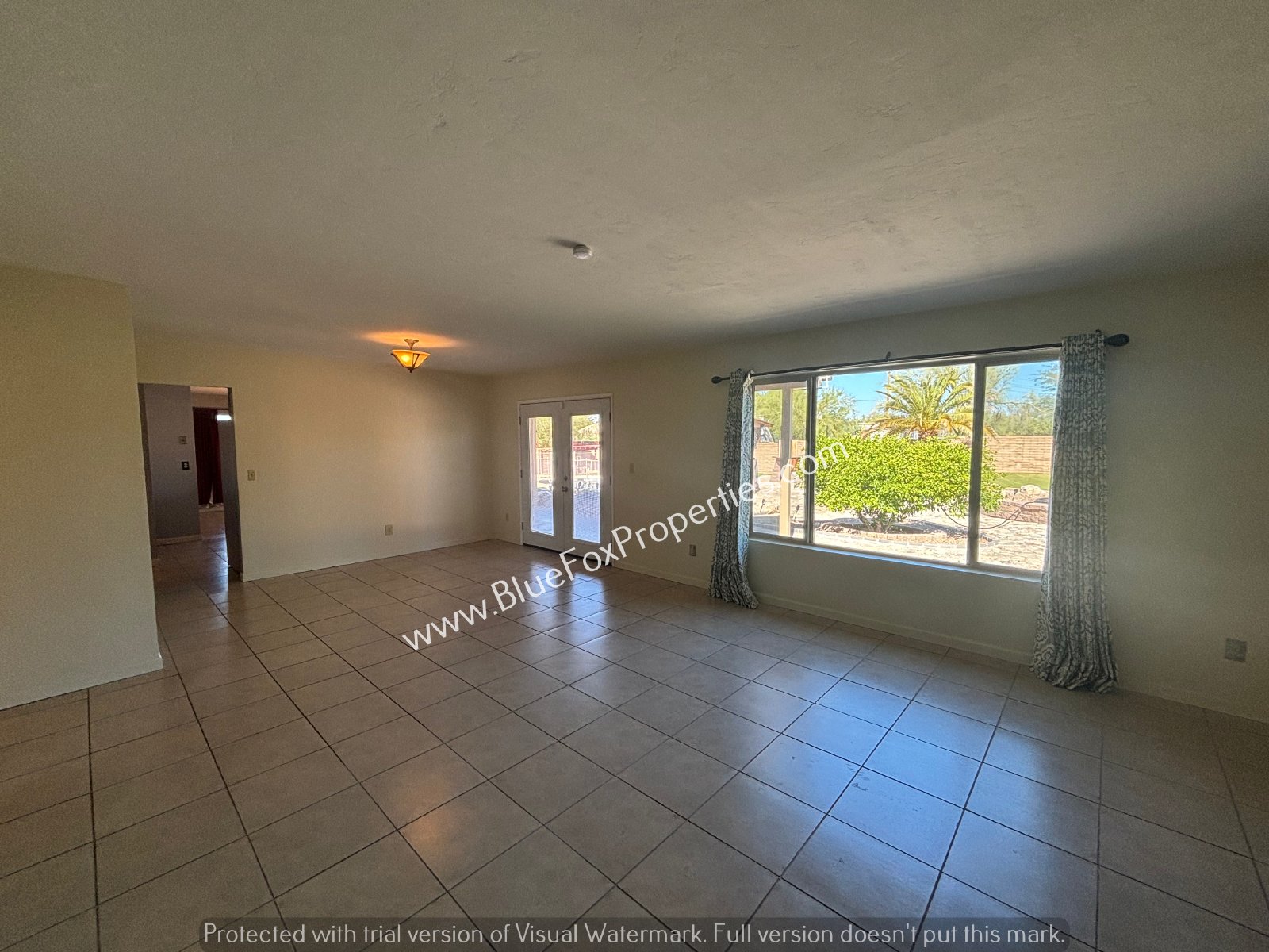 2490 W Dante Way property image