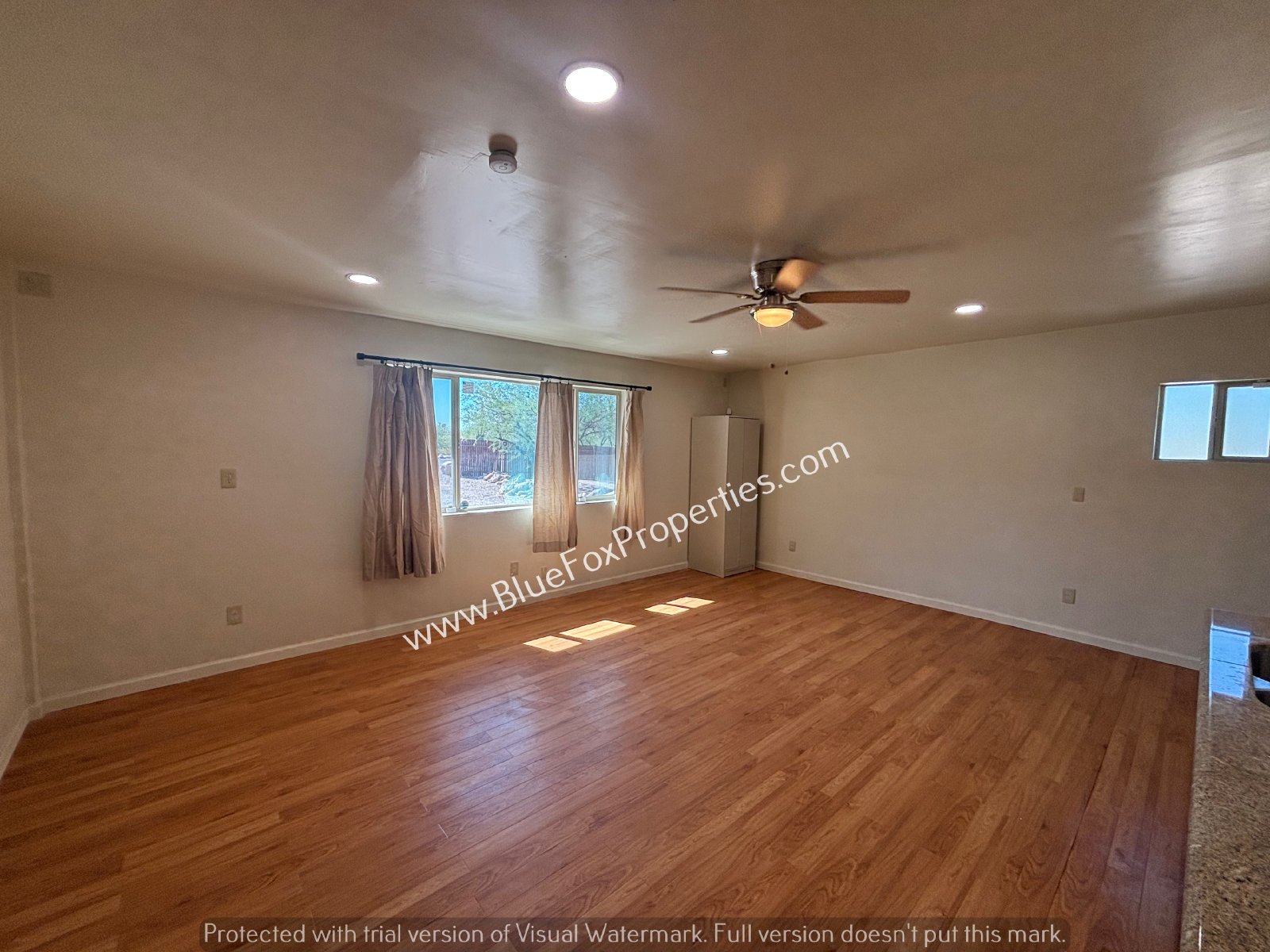 2490 W Dante Way property image