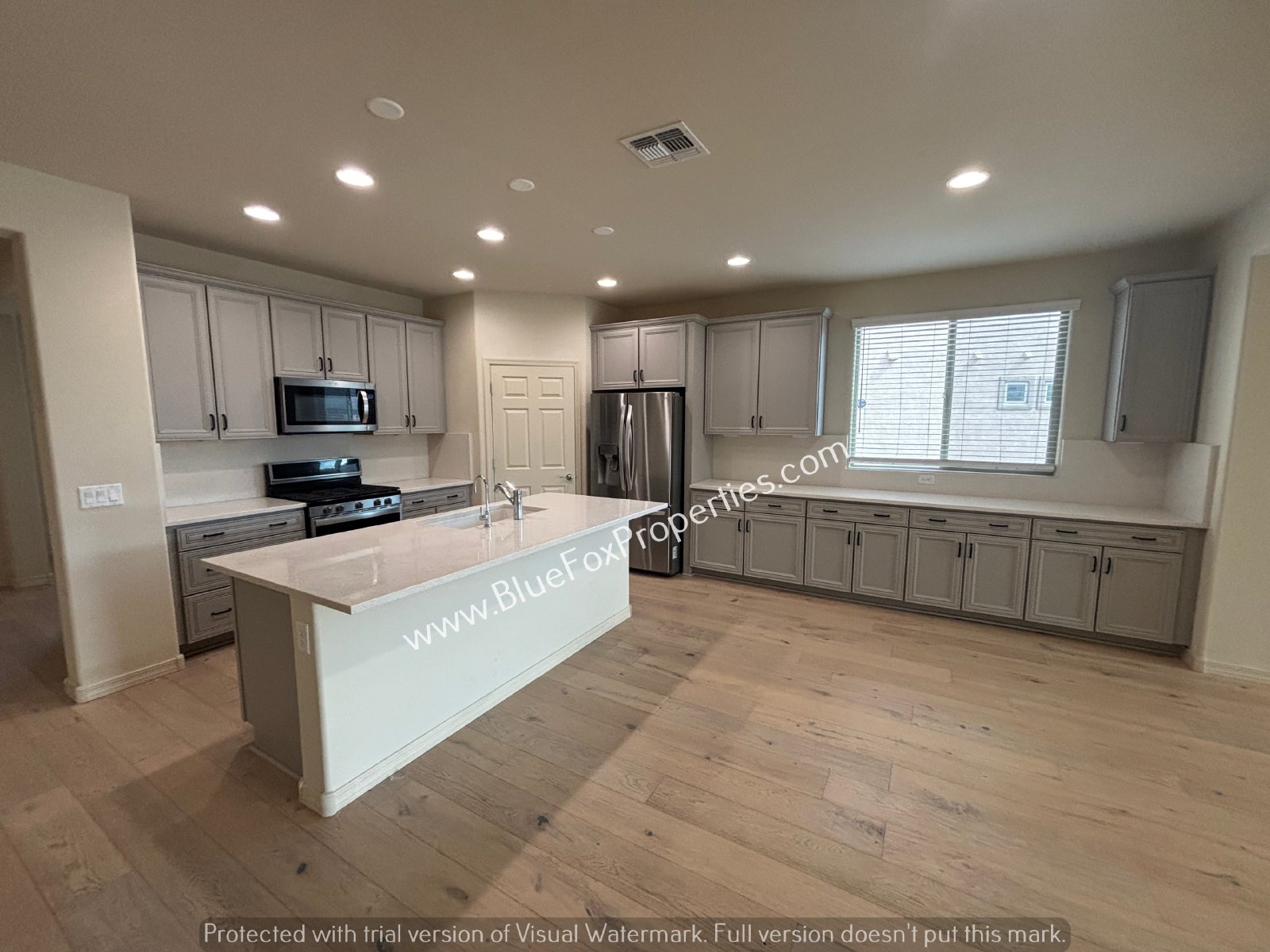 13384 E Knipe Place property image