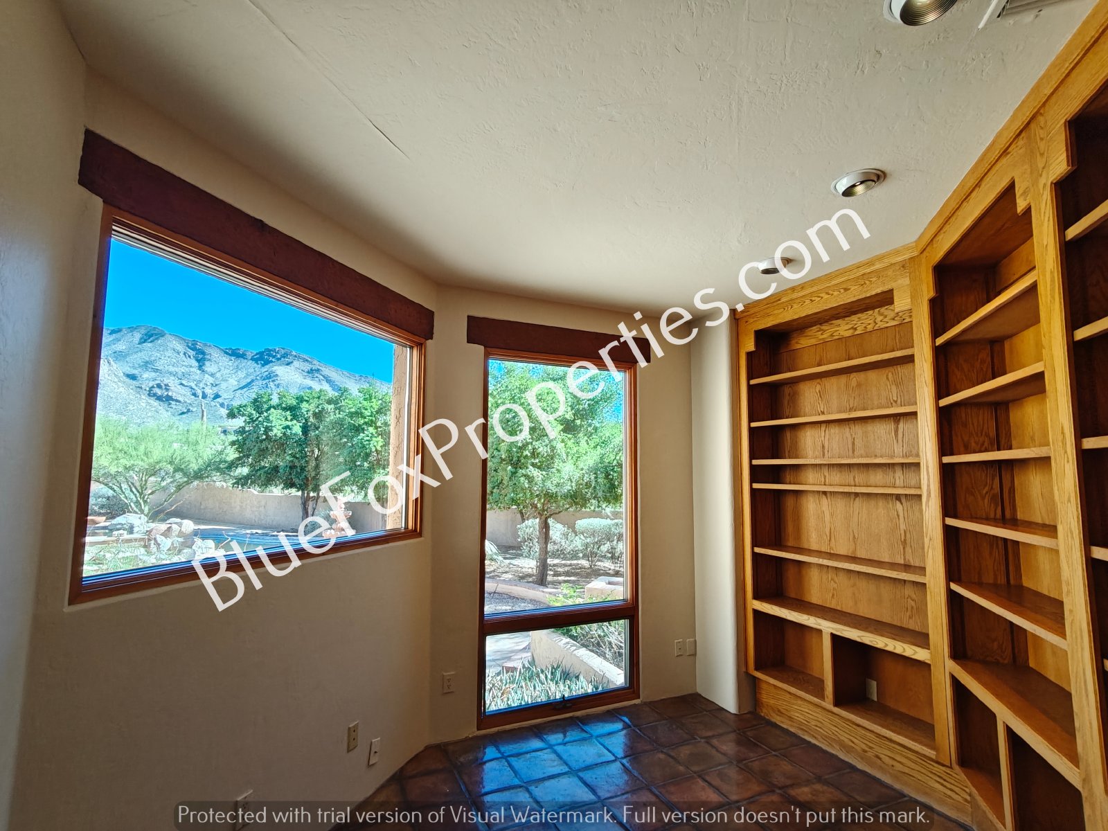 5661 E Shadow View Ct property image