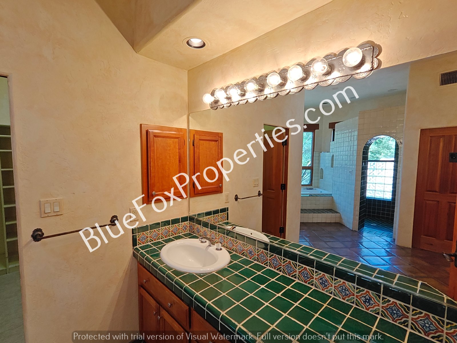5661 E Shadow View Ct property image