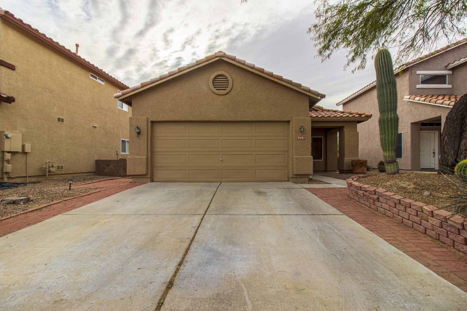 9491 N Englewood Dr Tucson, AZ 857435433 Blue Fox Properties