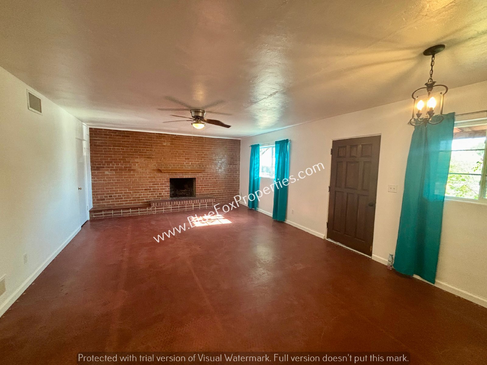 2627 N Euclid Ave property image