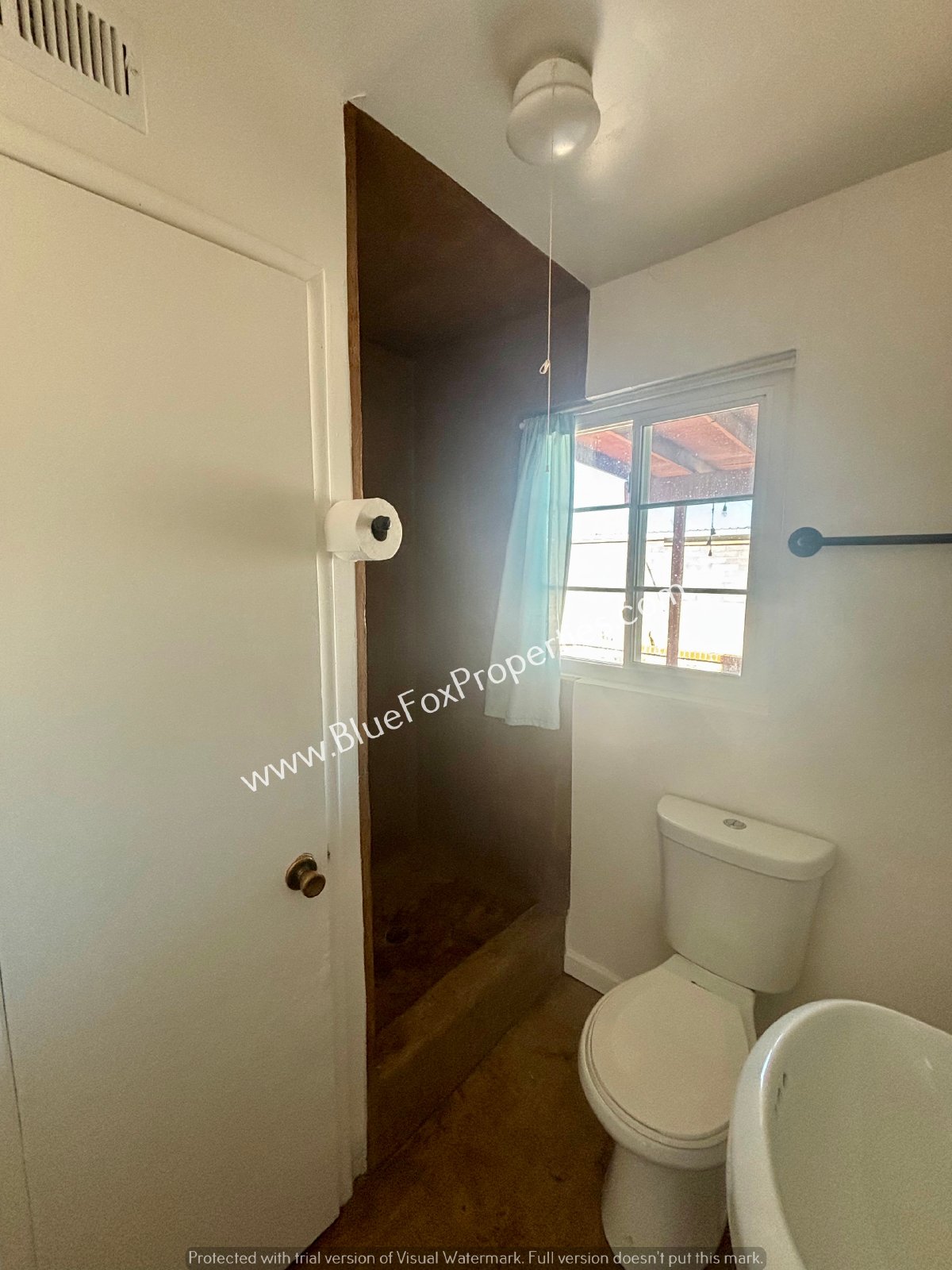 2627 N Euclid Ave property image