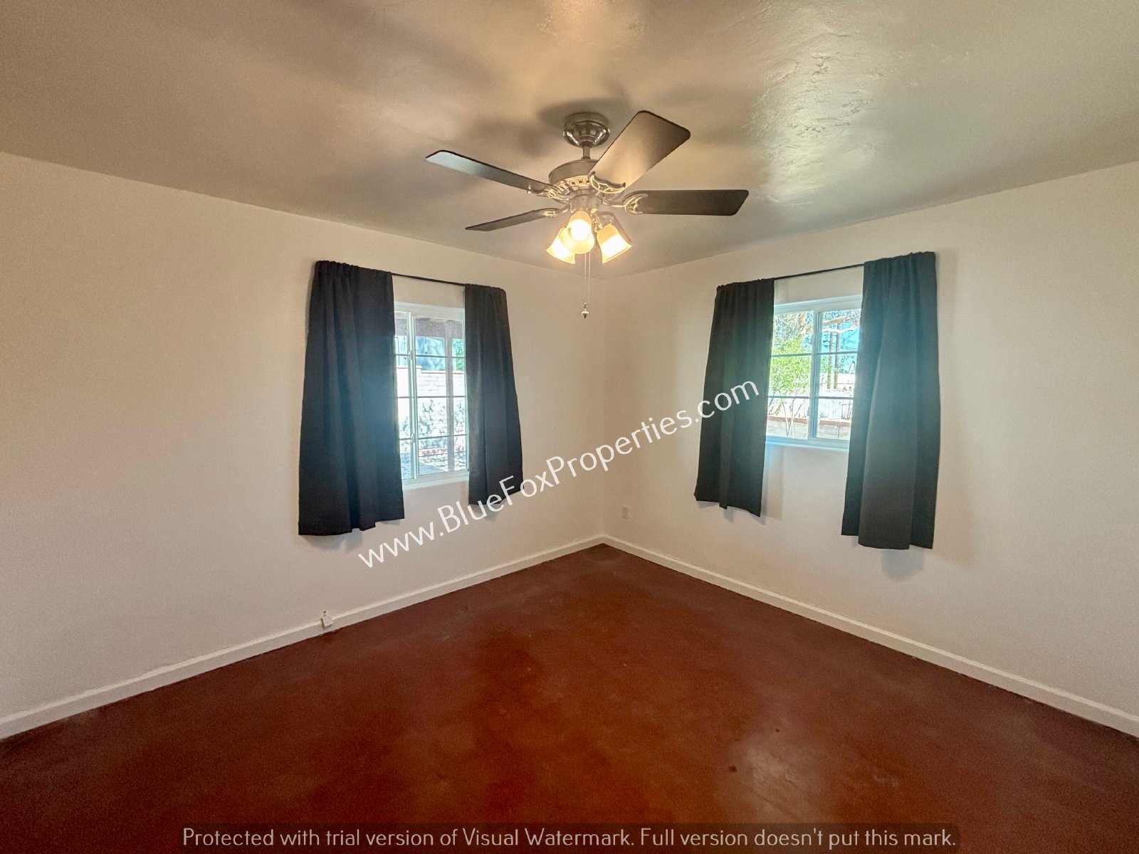 2627 N Euclid Ave property image