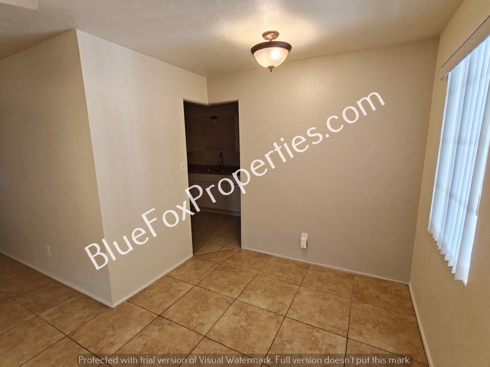 907 E Weymouth St property image