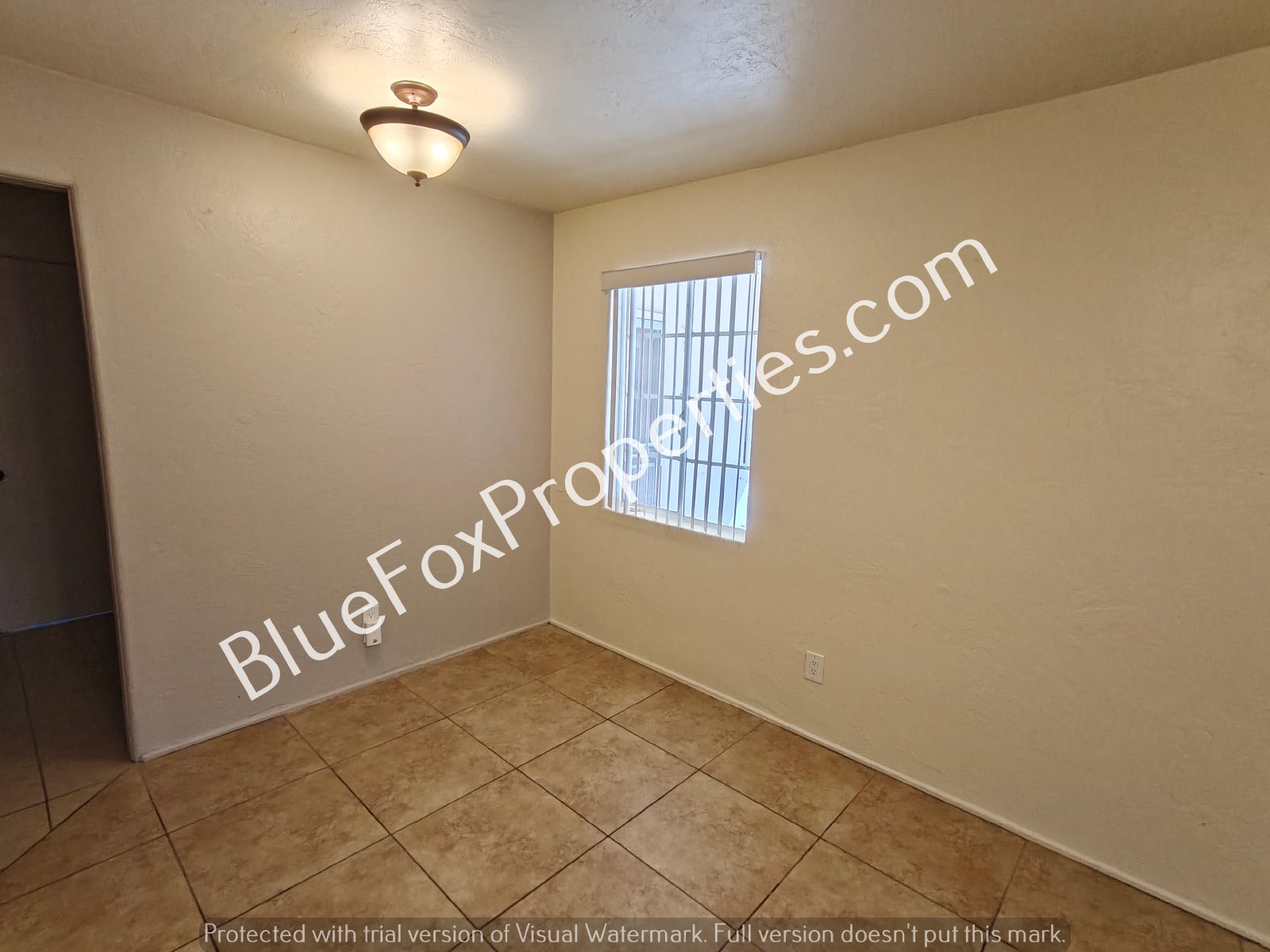 907 E Weymouth St property image