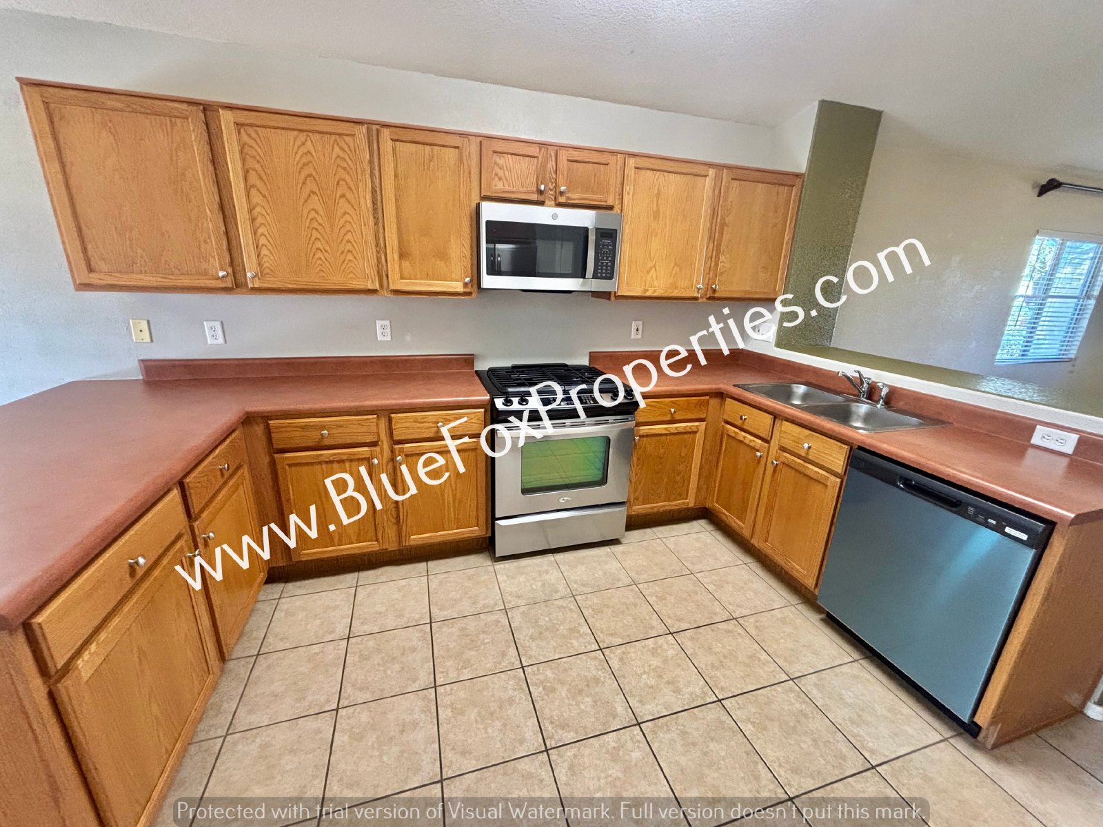 9495 N Winter Wren Ave property image