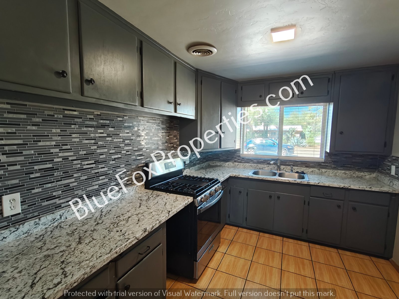 5952 E 25th St property image