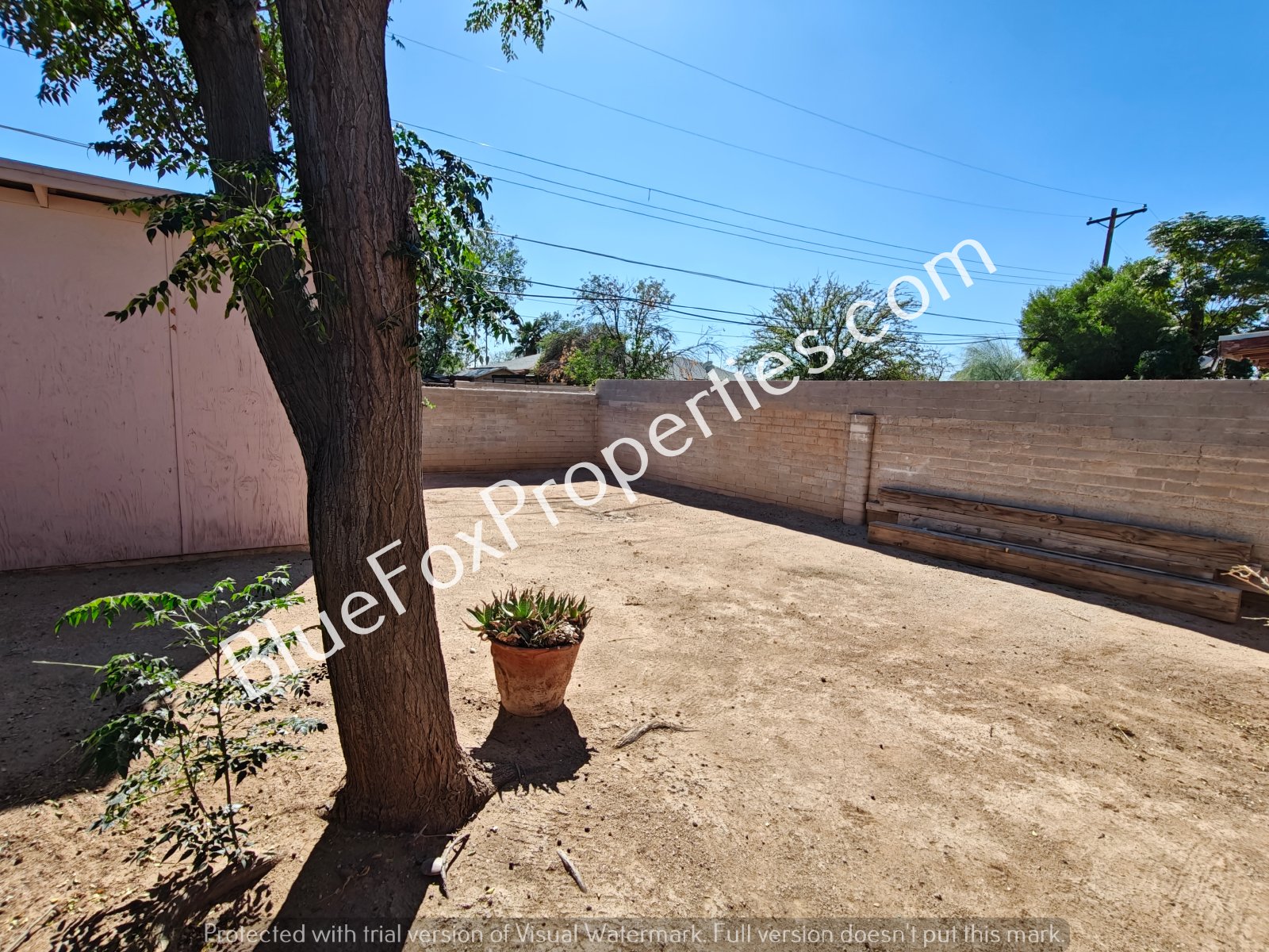 5952 E 25th St property image