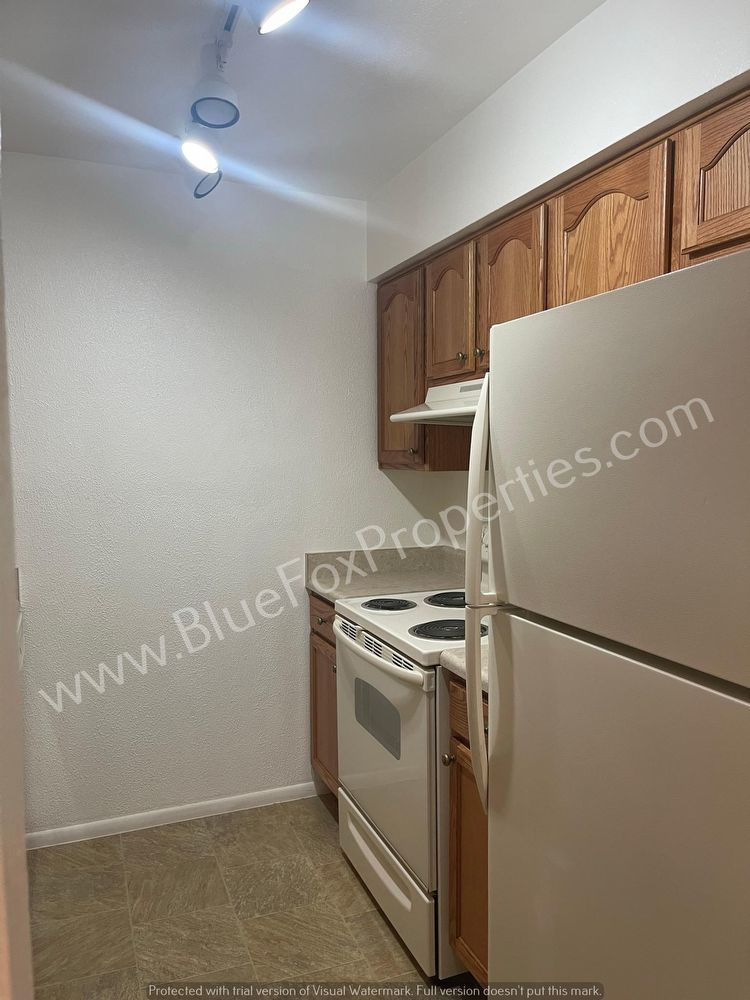 1600 N Wilmot Road #235 property image