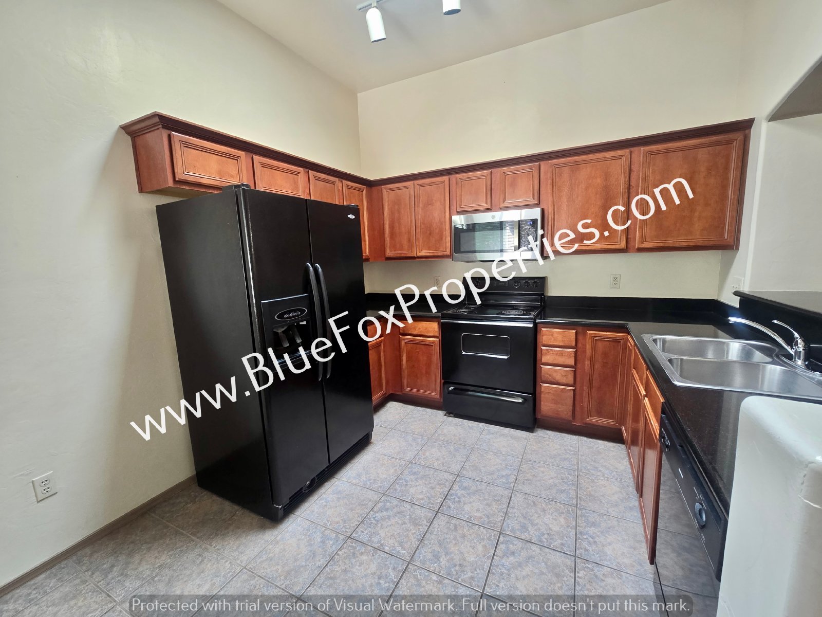 5541 North Silver Stream Way property image