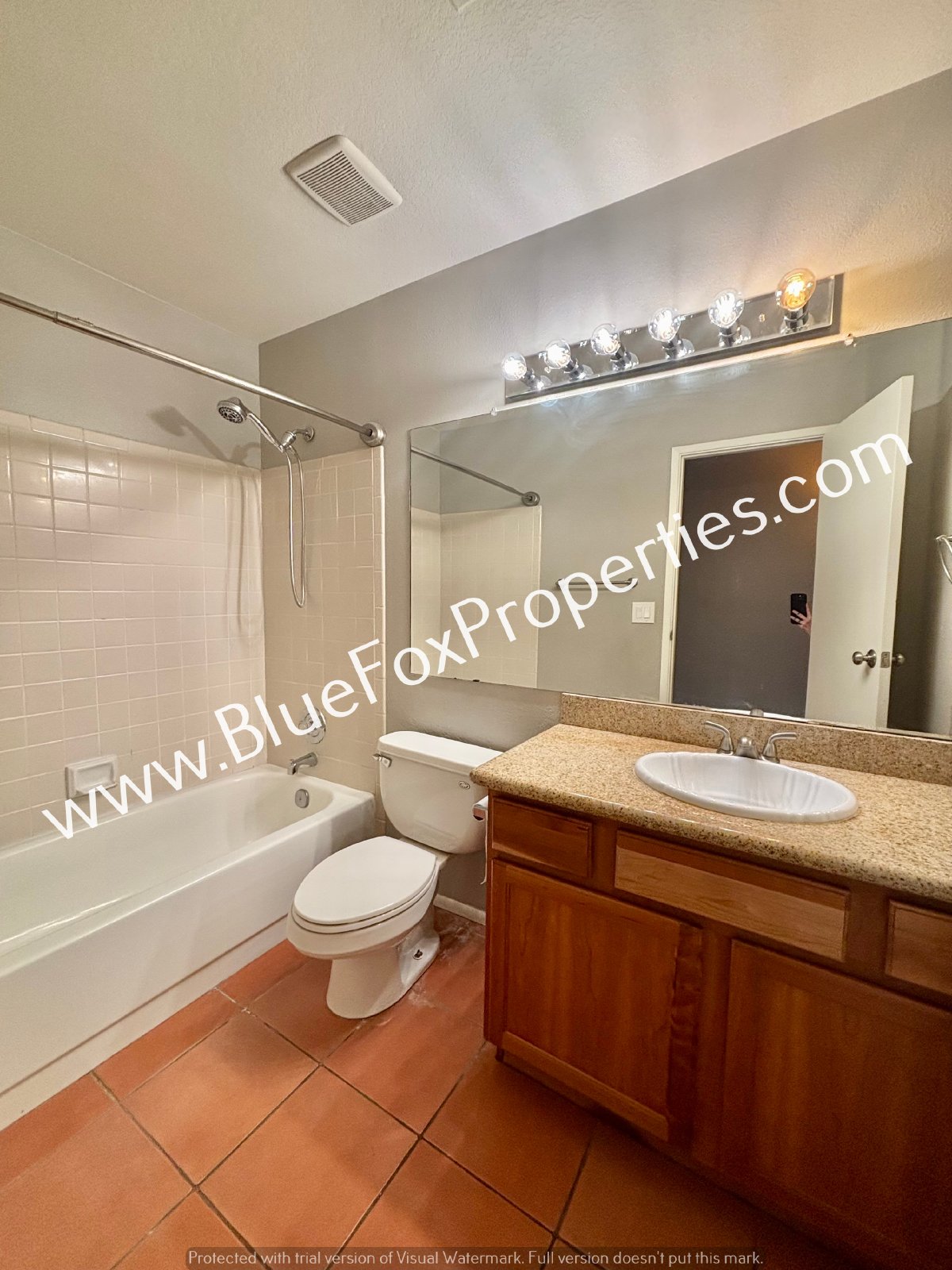 2621 W Camino Del Deseo property image