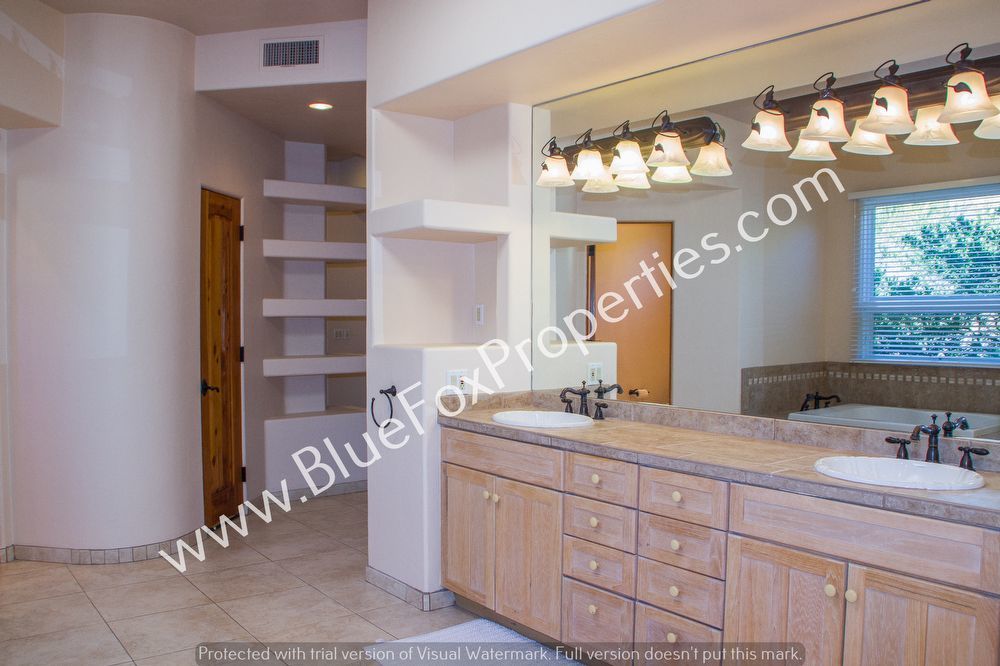 6190 N. Cadena De Montanas property image