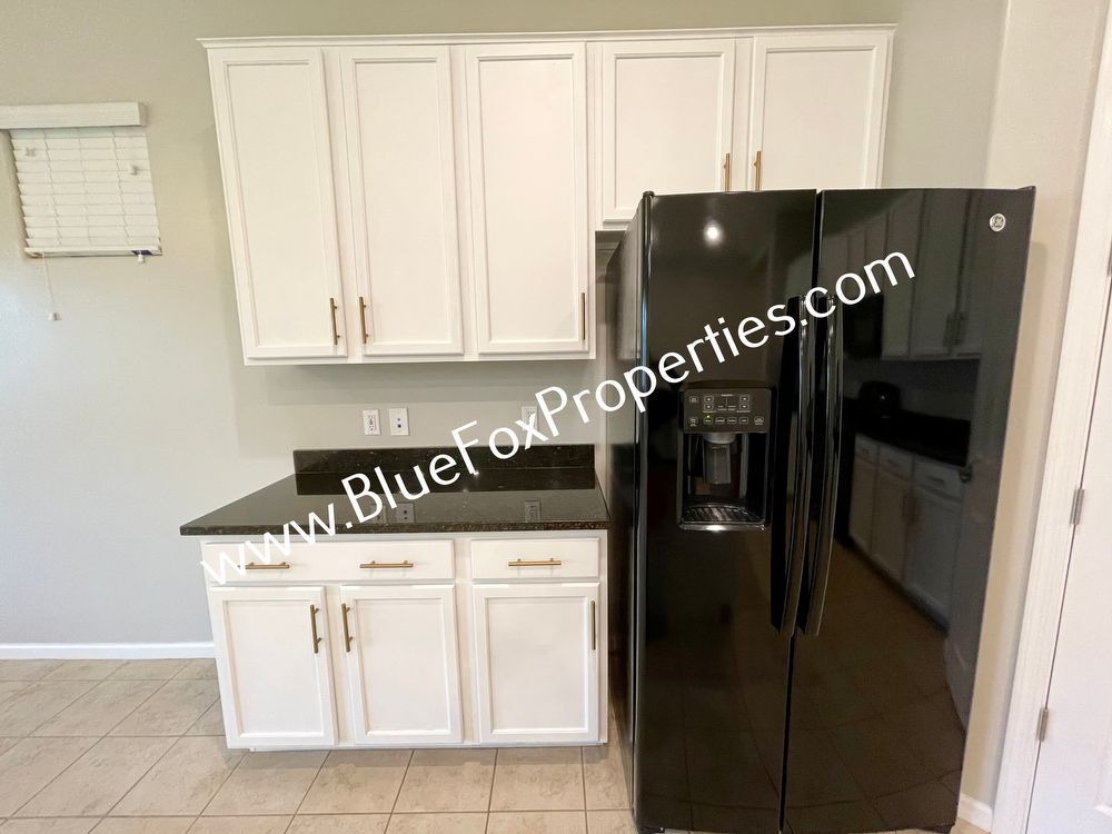 11067 W Fountain View Drive property image