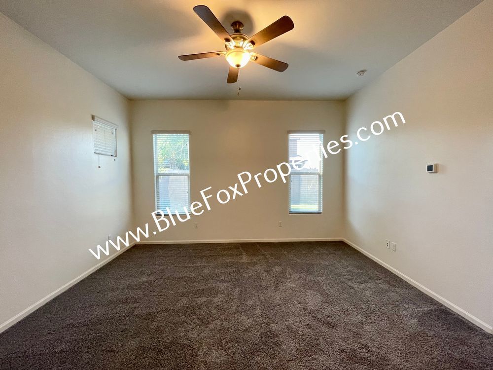 11067 W Fountain View Drive property image