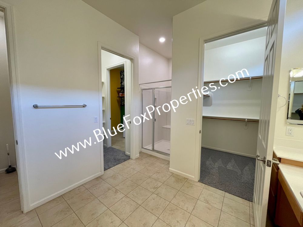 11067 W Fountain View Drive property image