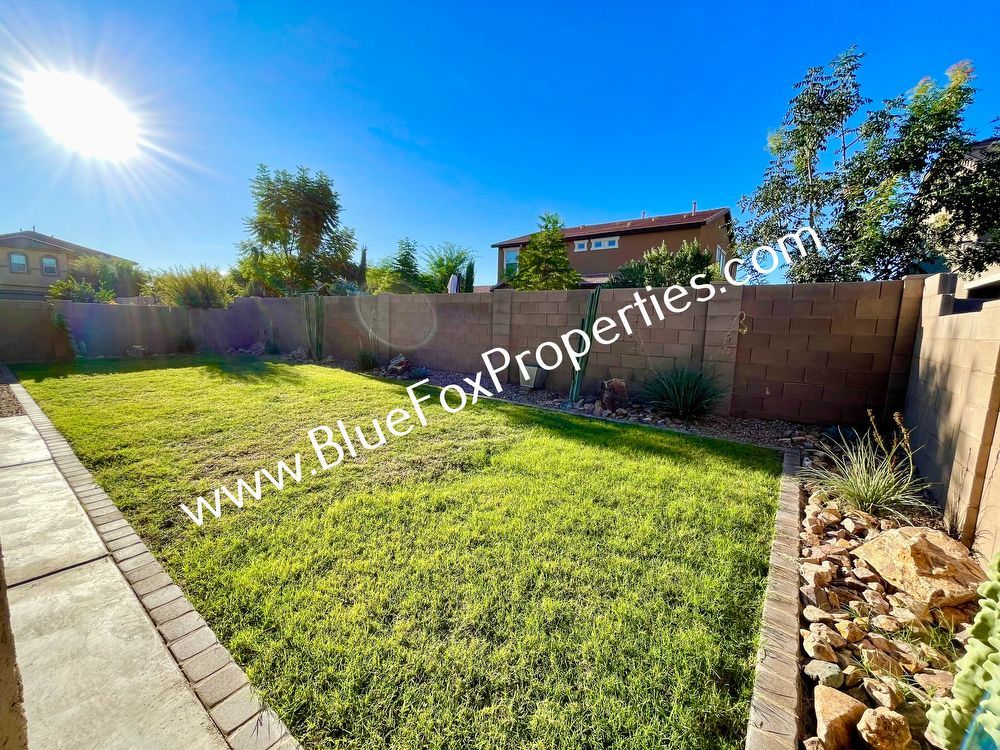 11067 W Fountain View Drive property image