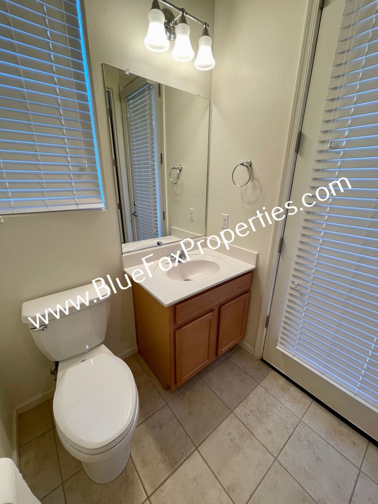 11067 W Fountain View Drive property image