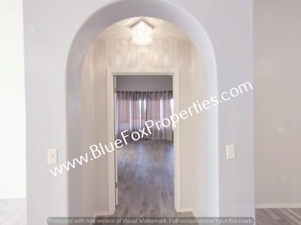 5781 W Cortaro Crossing Dr property image