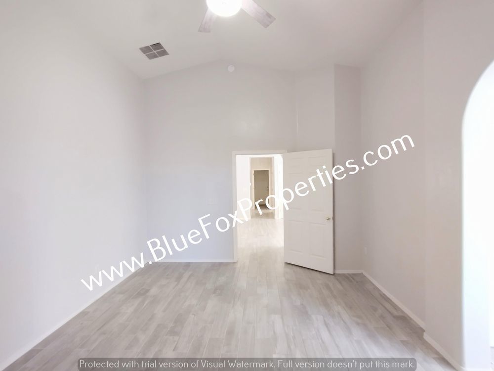 5781 W Cortaro Crossing Dr property image