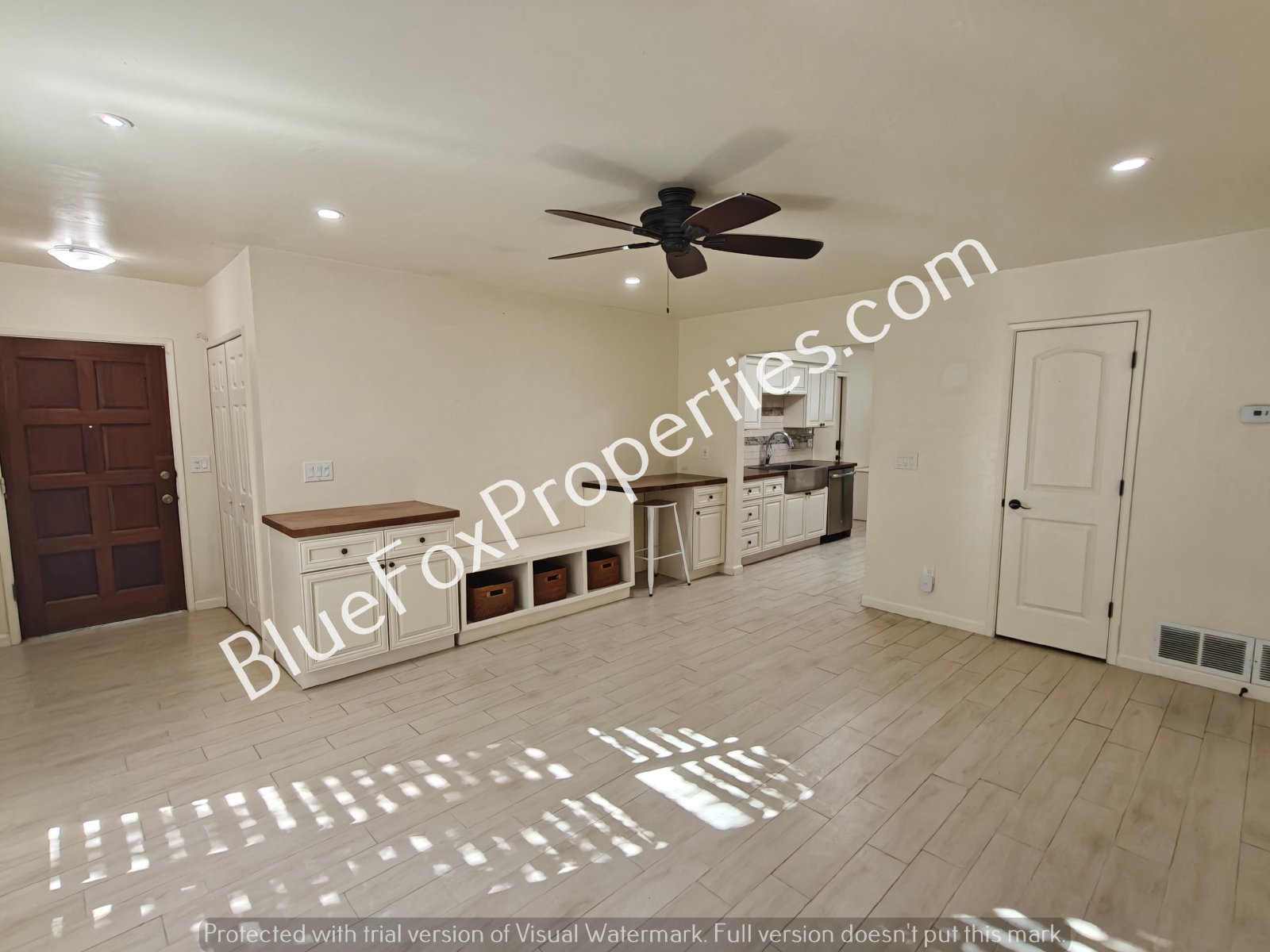 650 N Richey Boulevard property image