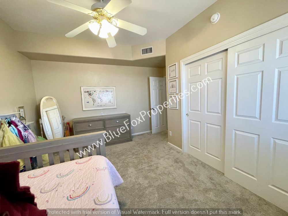 5449 N. Crescent Ridge Drive property image