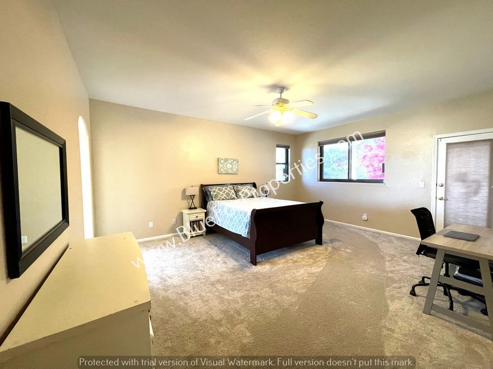 5449 N. Crescent Ridge Drive property image