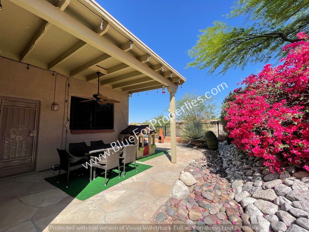 5449 N. Crescent Ridge Drive property image