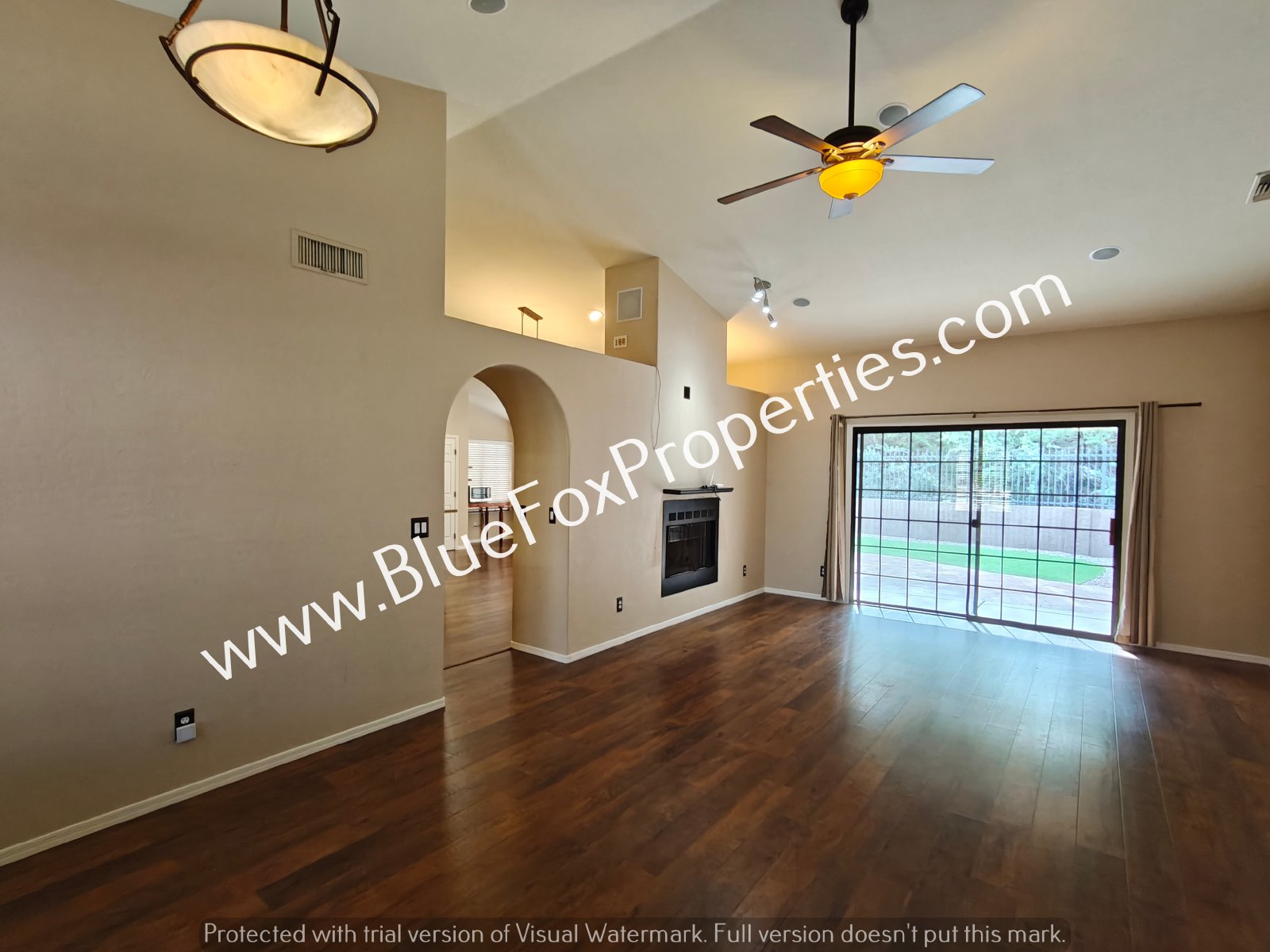 1560 E Sonoran Desert Dr property image