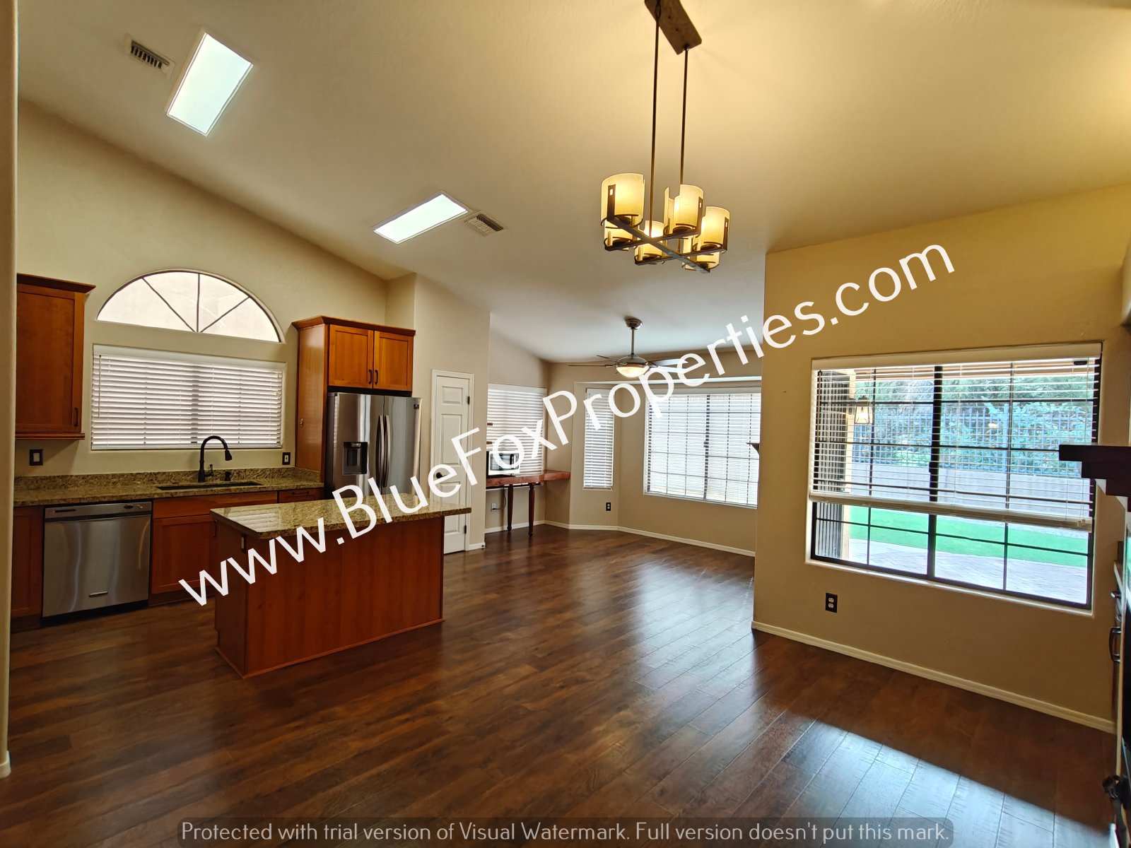 1560 E Sonoran Desert Dr property image