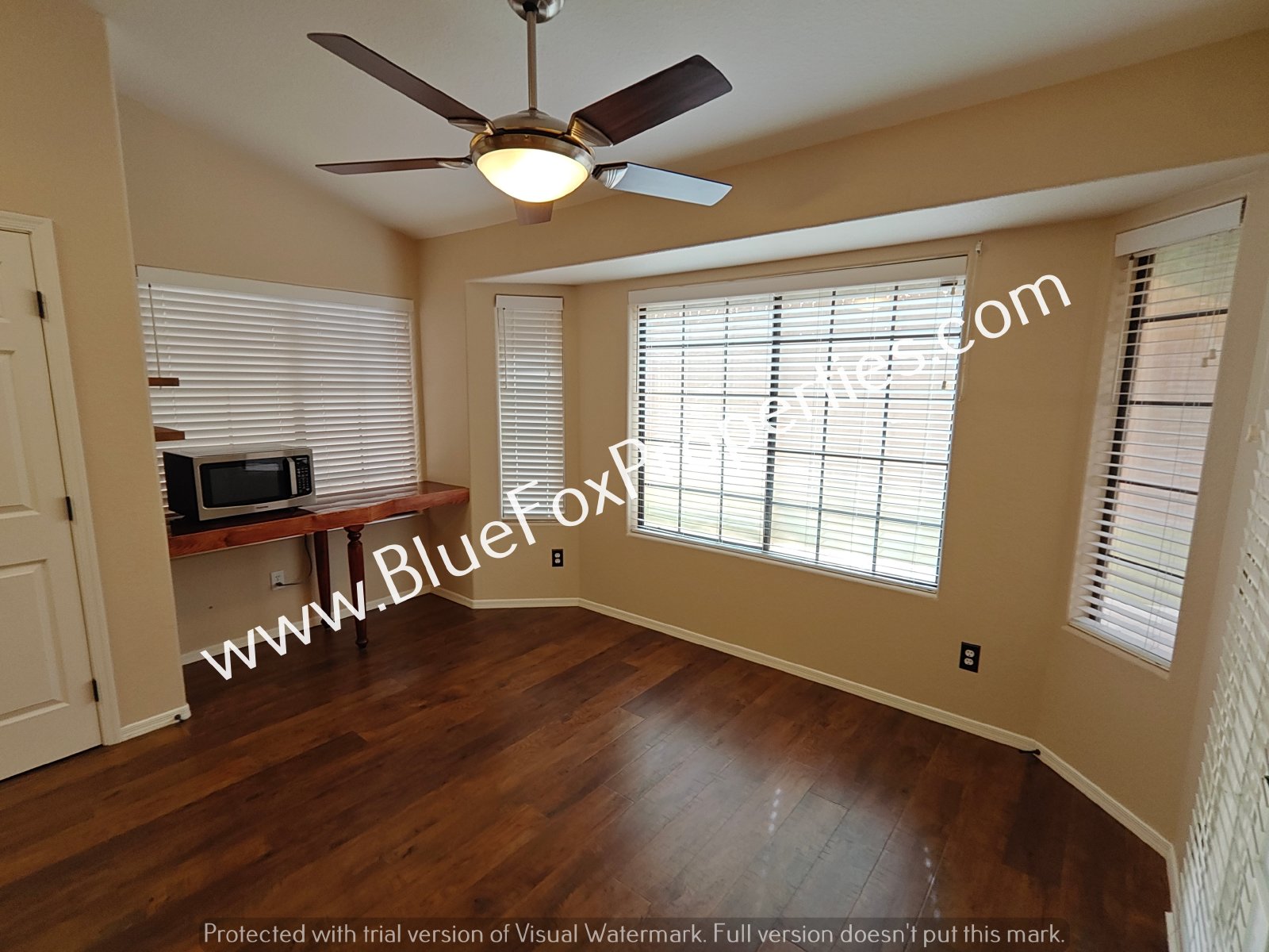 1560 E Sonoran Desert Dr property image