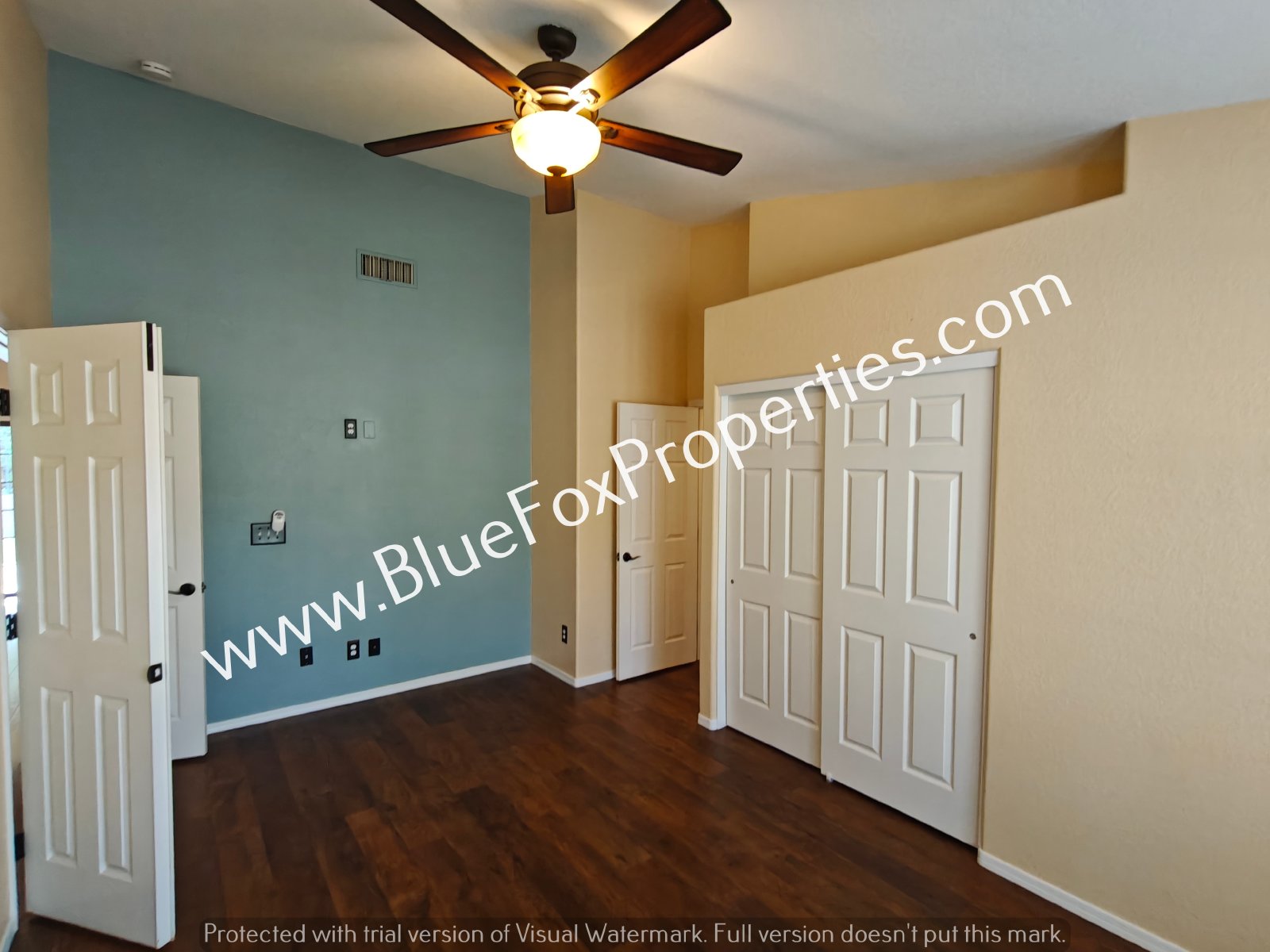 1560 E Sonoran Desert Dr property image