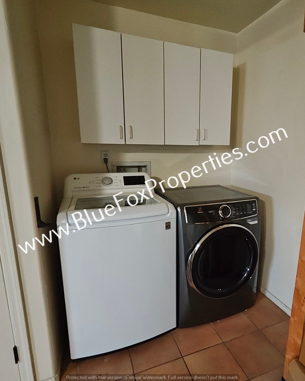 1560 E Sonoran Desert Dr property image