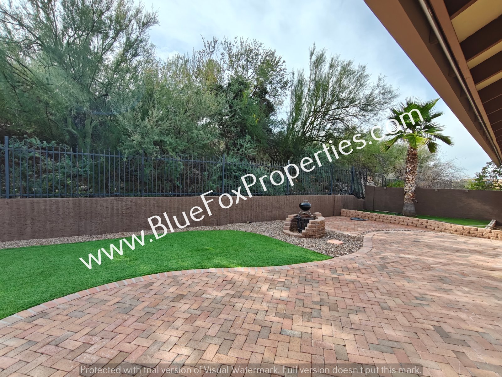 1560 E Sonoran Desert Dr property image