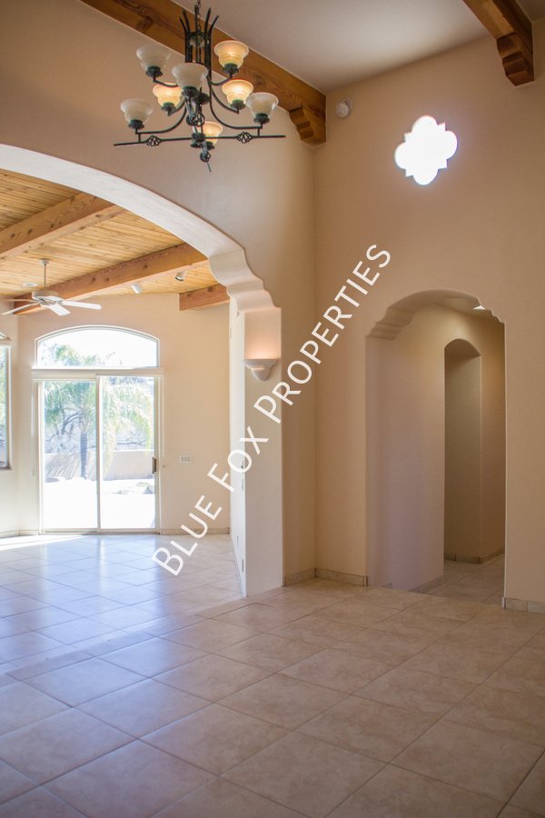 6190 N. Cadena De Montanas property image