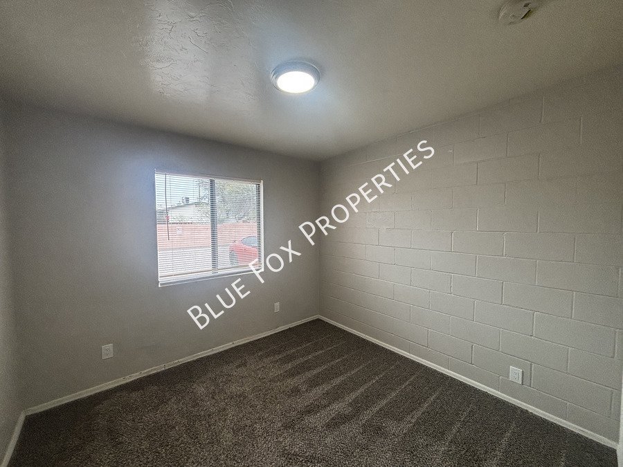 110 W Delano Street Unit 2 property image