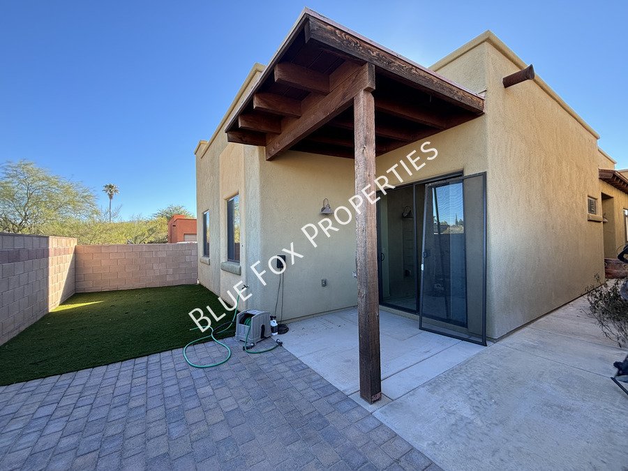 8754 E Perry Park Circle property image