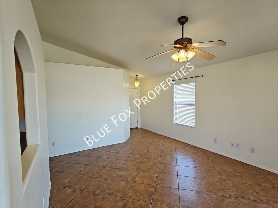 60354 E Alpine Way property image