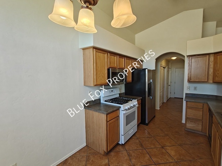 60354 E Alpine Way property image