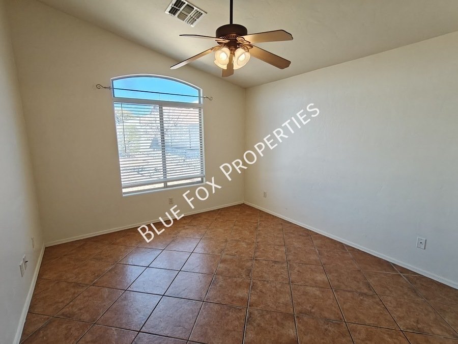 60354 E Alpine Way property image