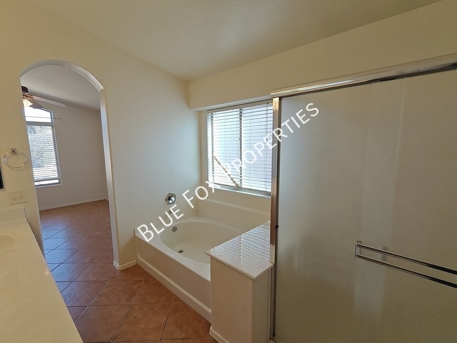 60354 E Alpine Way property image