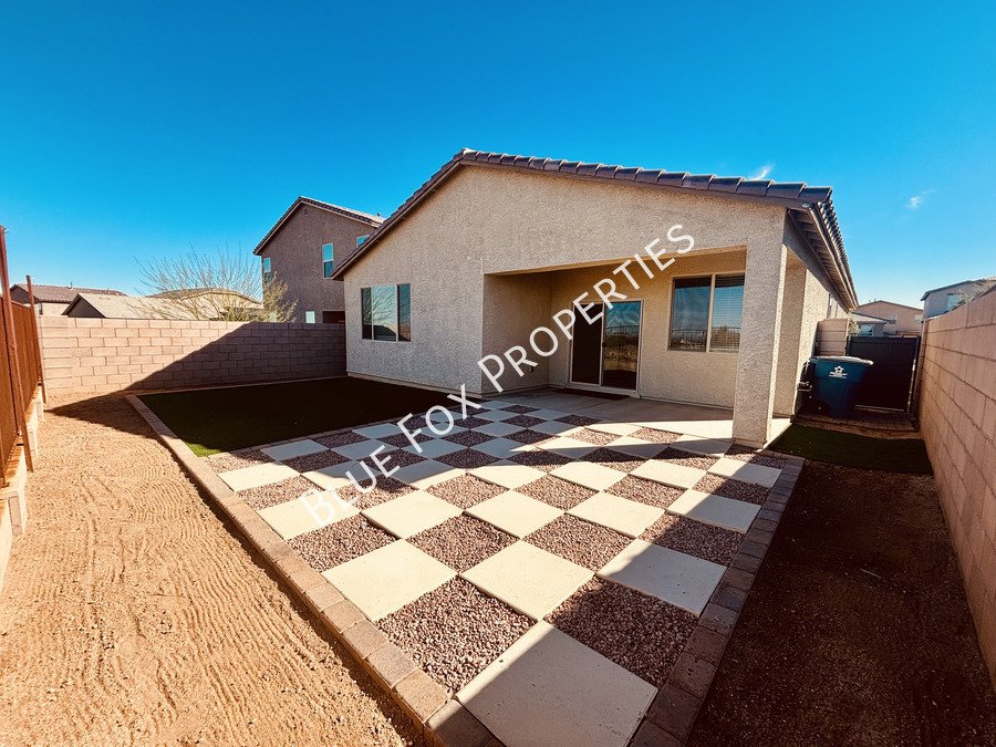 7846 South Sugarbend Drive property image