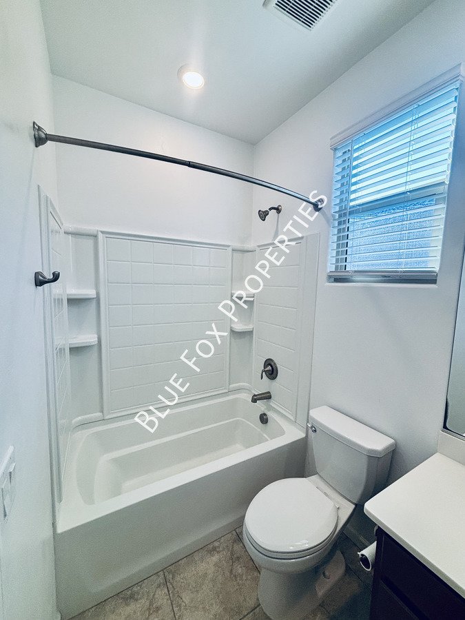 7846 South Sugarbend Drive property image