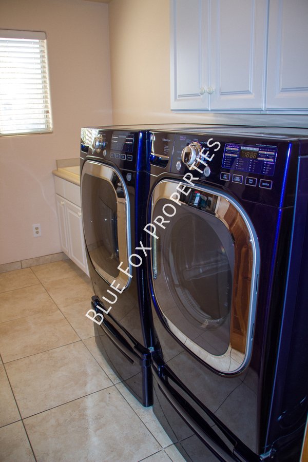 6190 N. Cadena De Montanas property image