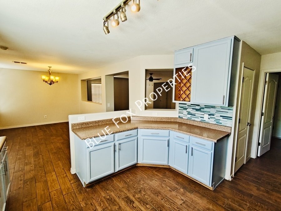 5858 East Sanderling Drive property image