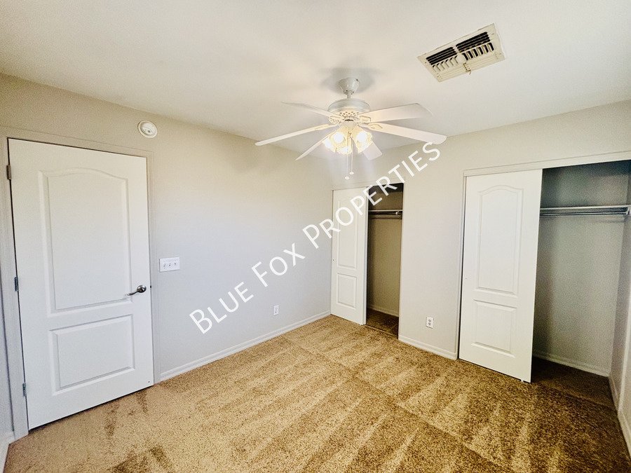 5858 East Sanderling Drive property image