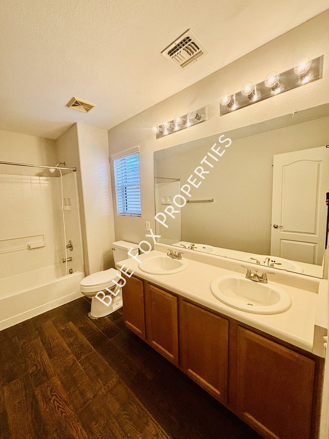 5858 East Sanderling Drive property image