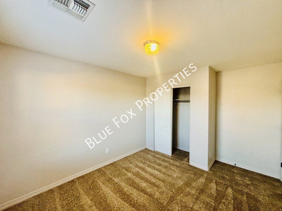 5858 East Sanderling Drive property image